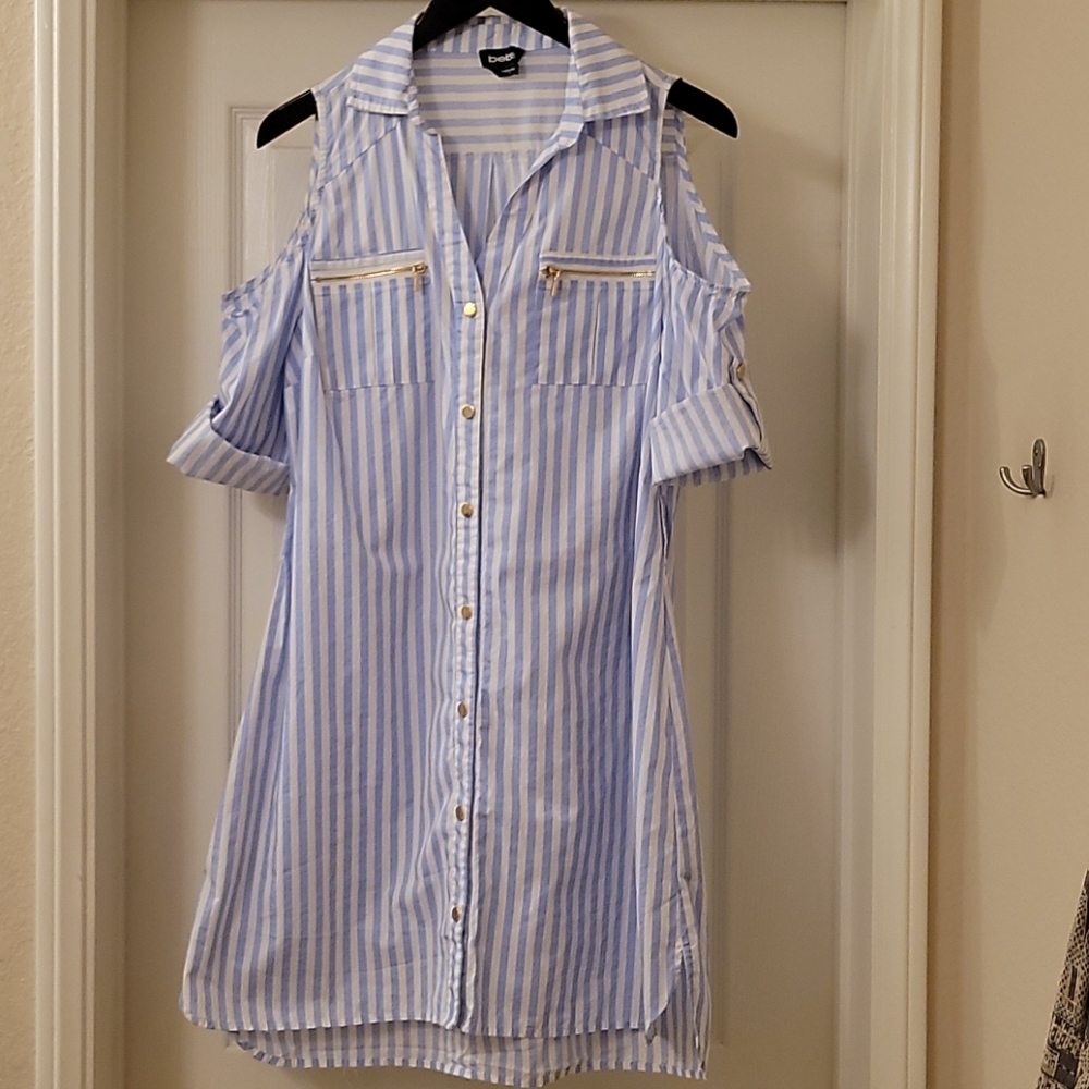 Bebe Cold Shoulder Summer Shirt Dress